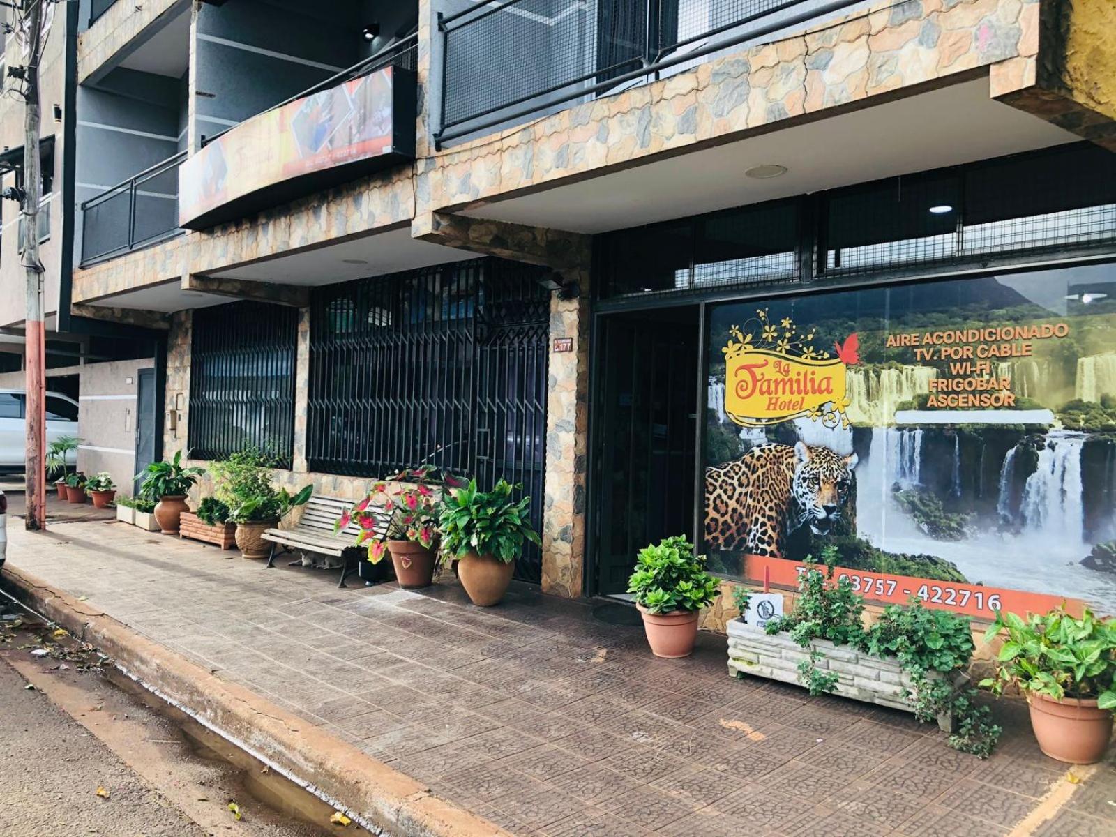 La Familia Hotel Puerto Iguazú Kültér fotó
